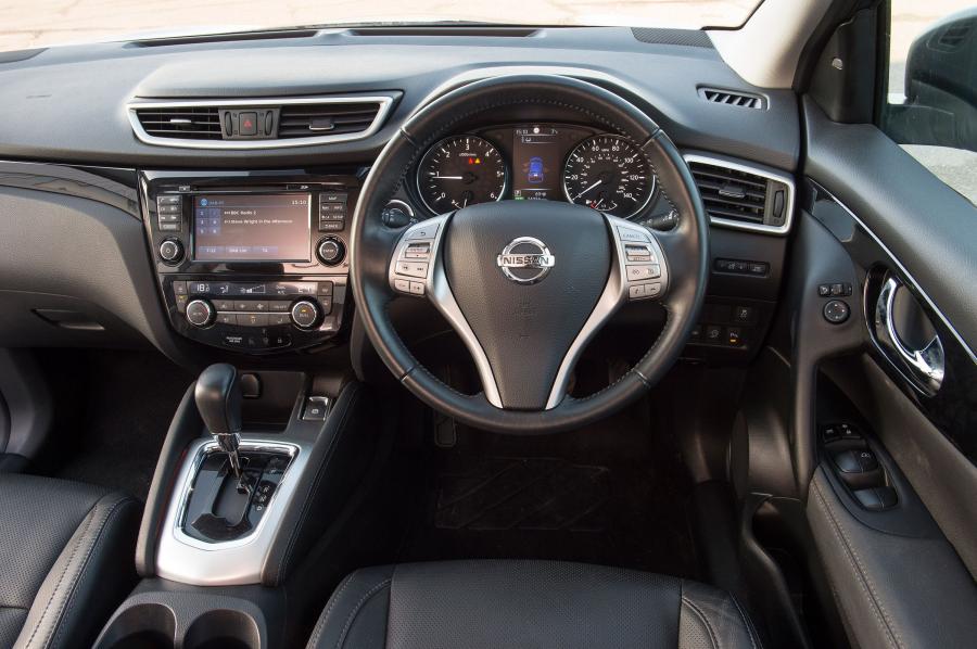Торпедо Nissan Qashqai 2014 года  (UK) (фото 2 из 38)